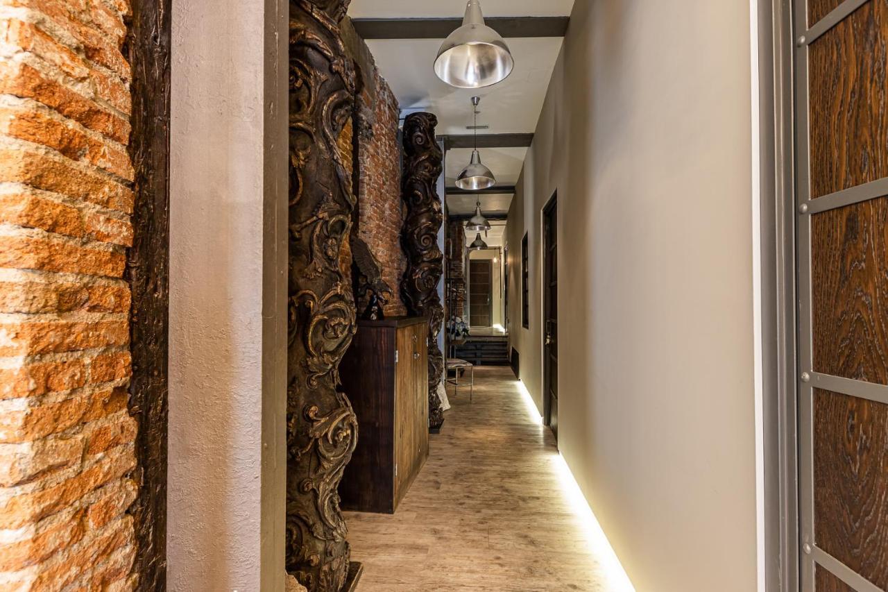 Waou Boutique Sol Hotell Madrid Exteriör bild