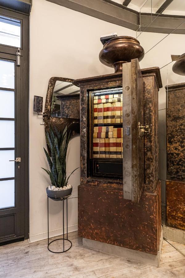Waou Boutique Sol Hotell Madrid Exteriör bild