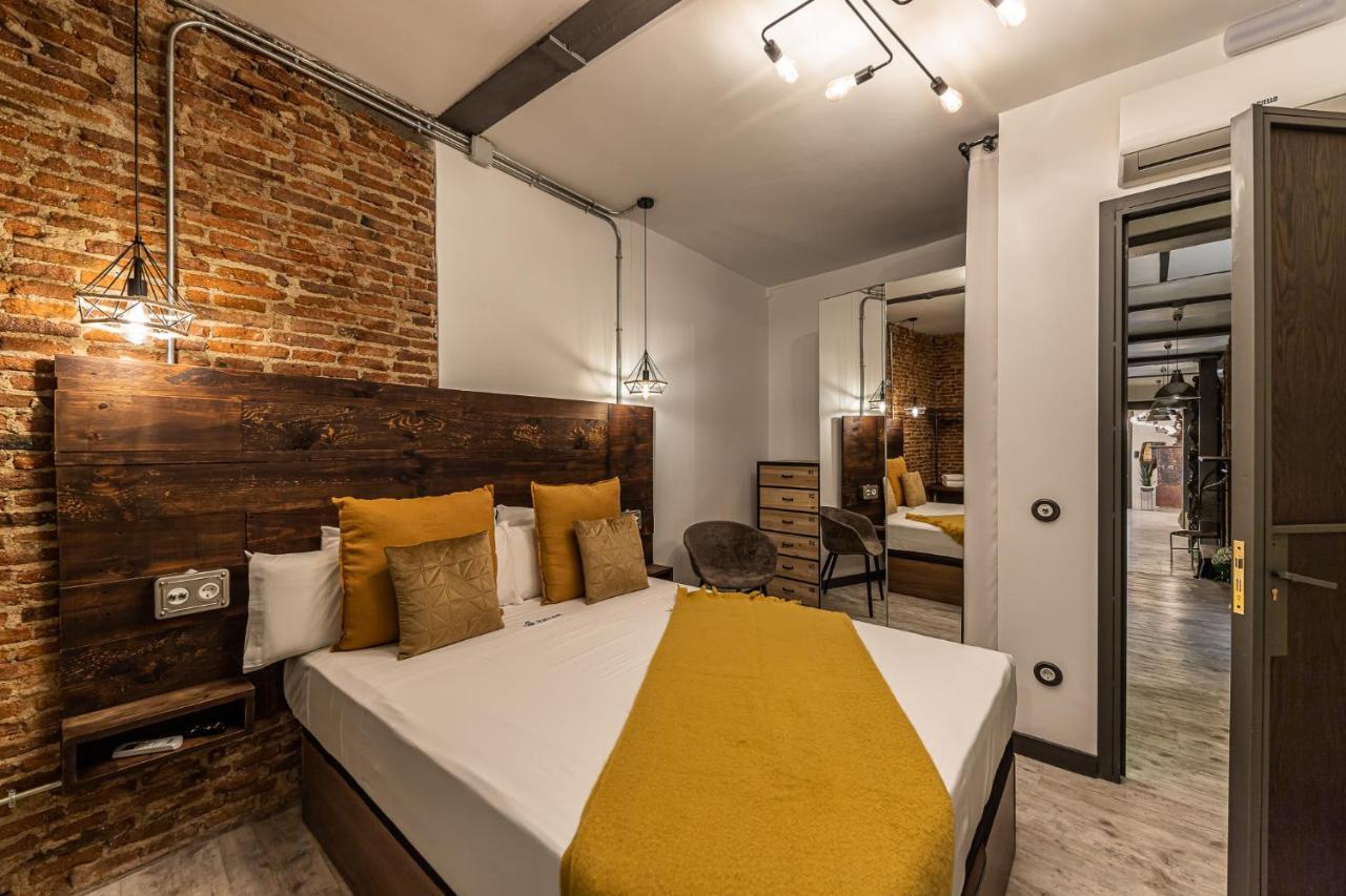 Waou Boutique Sol Hotell Madrid Exteriör bild
