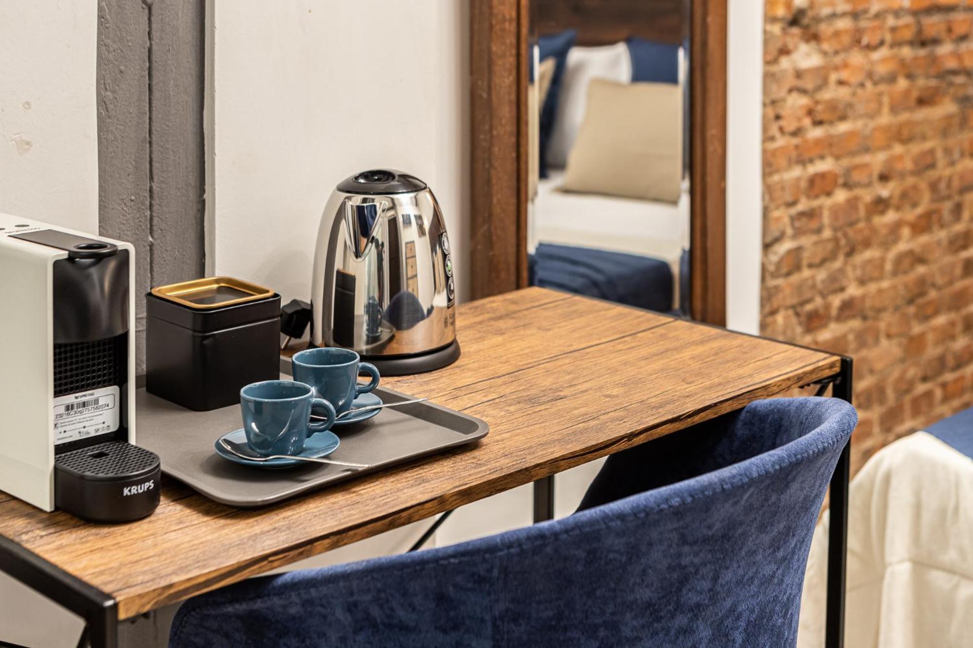 Waou Boutique Sol Hotell Madrid Exteriör bild